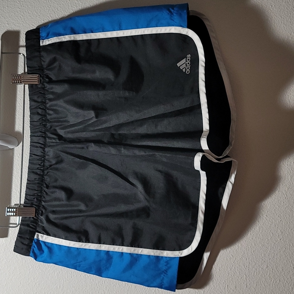 ADIDAS ATHLETIC SHORTS BLACK RUNNING VINTAGE ACTIVE ACTIVEWEAR MINIMALIST MEDIUM